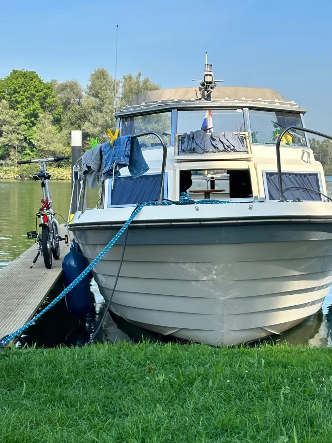 Polyester Motorboat Joda 8100