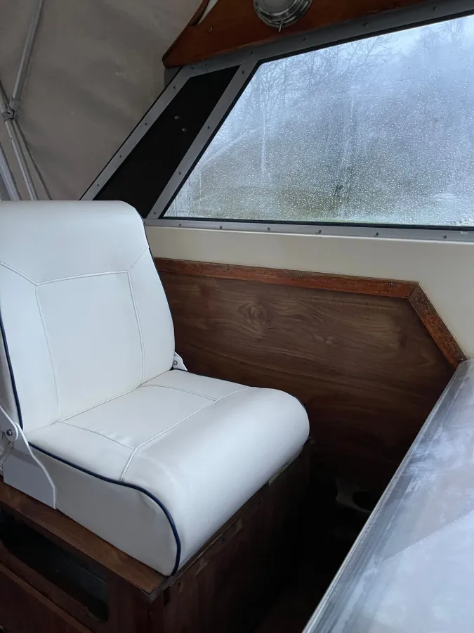 Polyester Motorboat Joda 8100