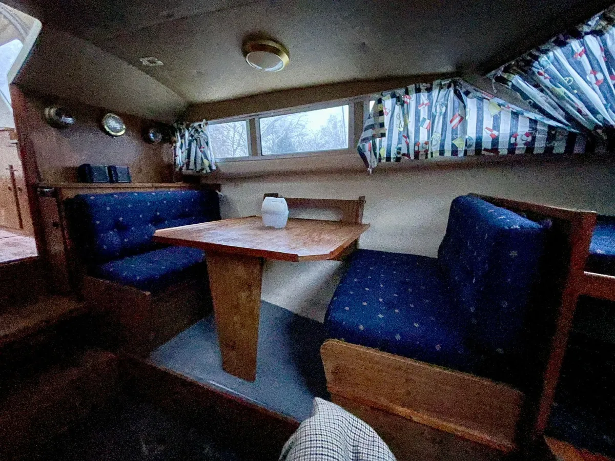 Polyester Motorboat Joda 8100