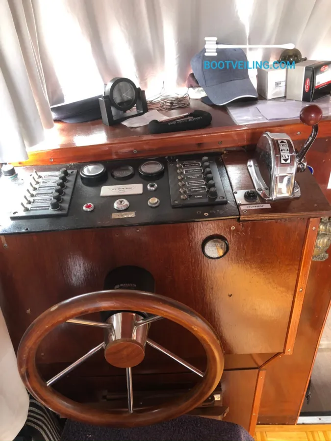 Steel Speedboat Motorboat 960