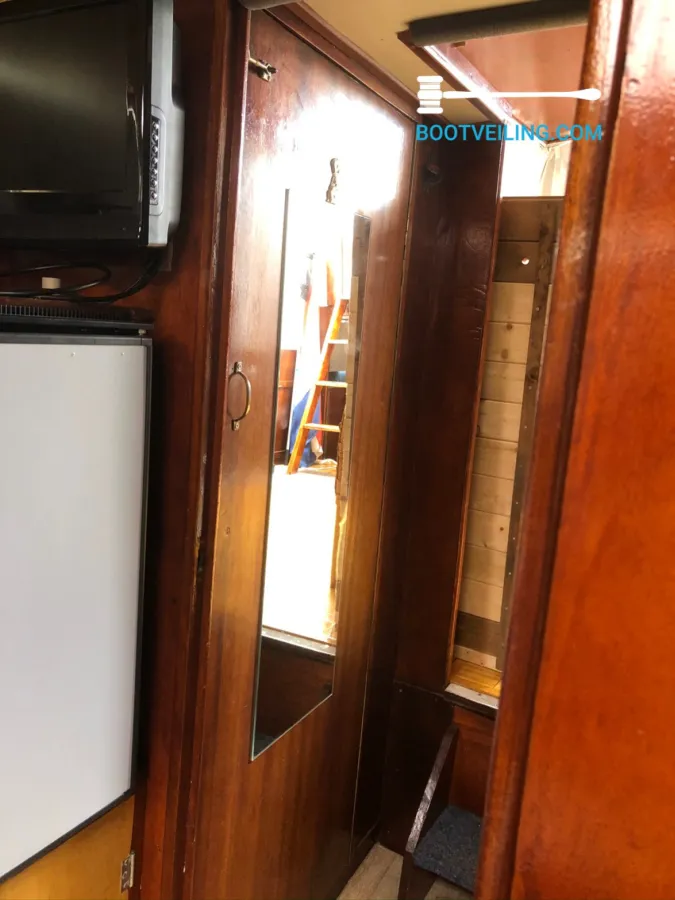 Steel Speedboat Motorboat 960