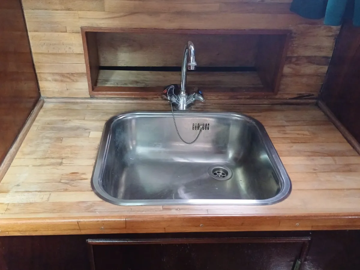 Steel Motorboat Waalkotter 1100 GSAK