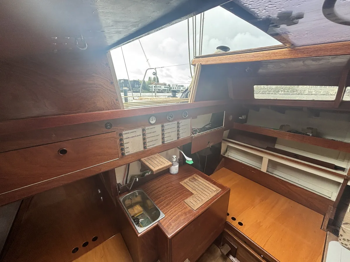 Wood Sailboat Waarschip 740 Ocean