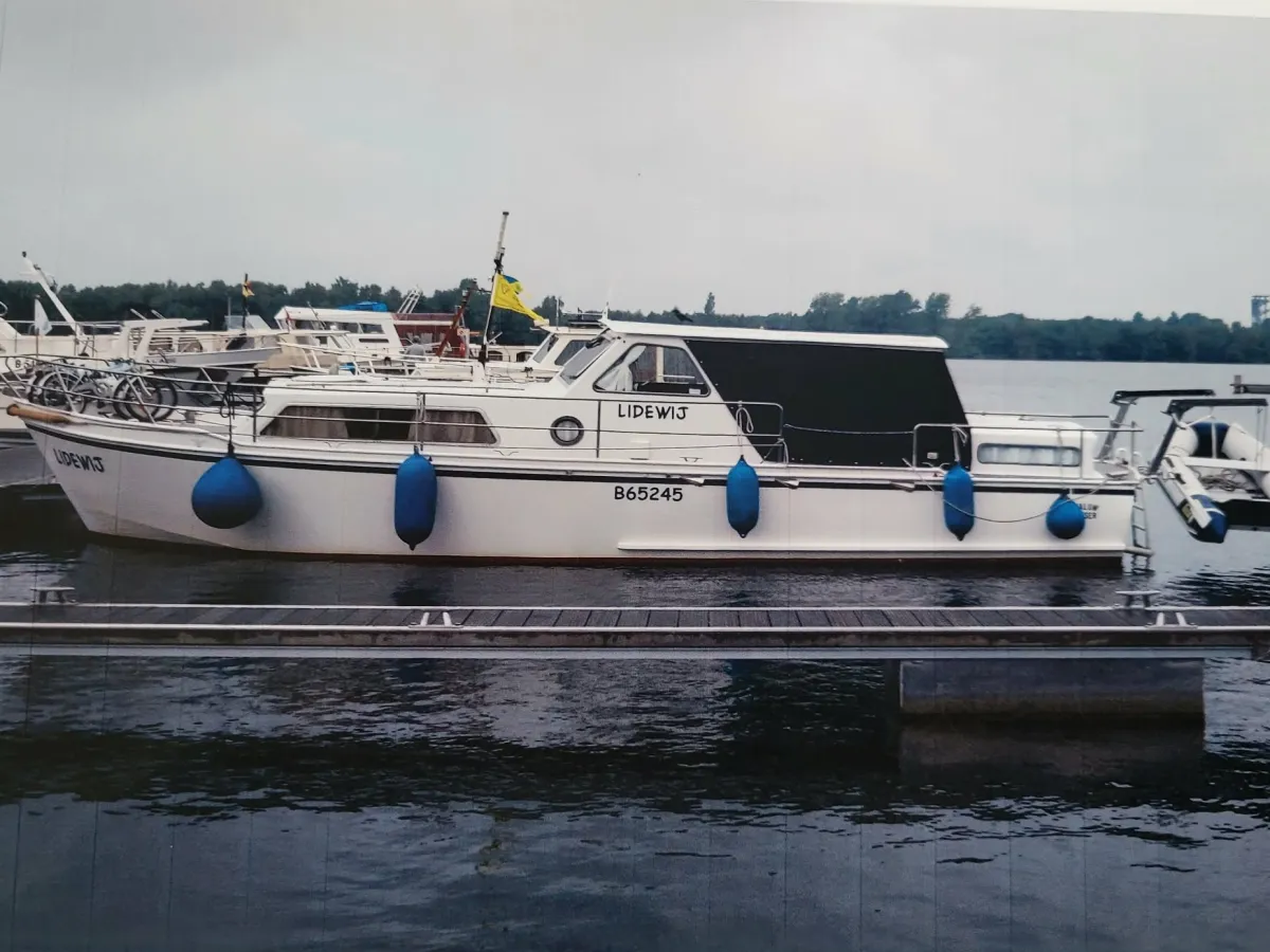 Steel Motorboat Zwaluwkruiser 1050
