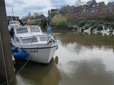 Steel Motorboat Zwaluwkruiser 1050 Photo 1