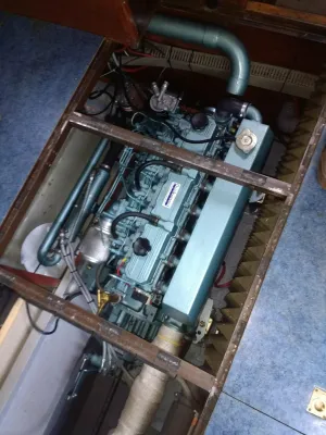 Steel Motorboat Zwaluwkruiser 1050 Photo 9