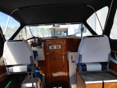 Polyester Motorboat Marieholm Catalina M22 Photo 4