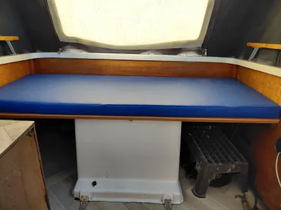 Polyester Motorboat Marieholm Catalina M22 Photo 5