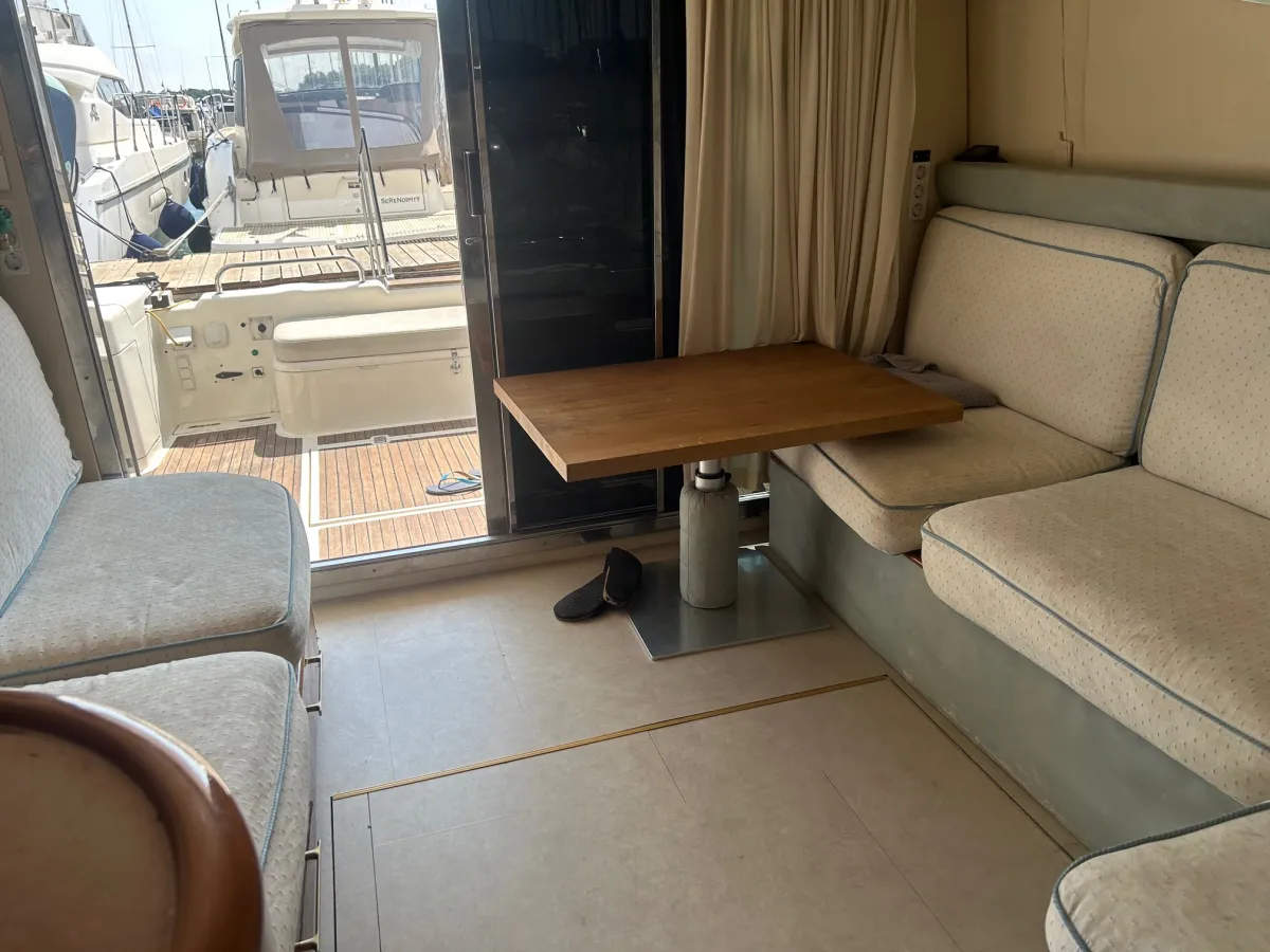 Polyester Bateau à moteur Azimut 40