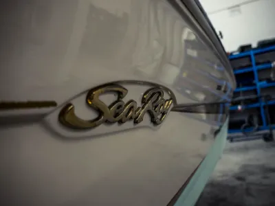 Polyester Motorboot Sea Ray 200 Signature Foto 6