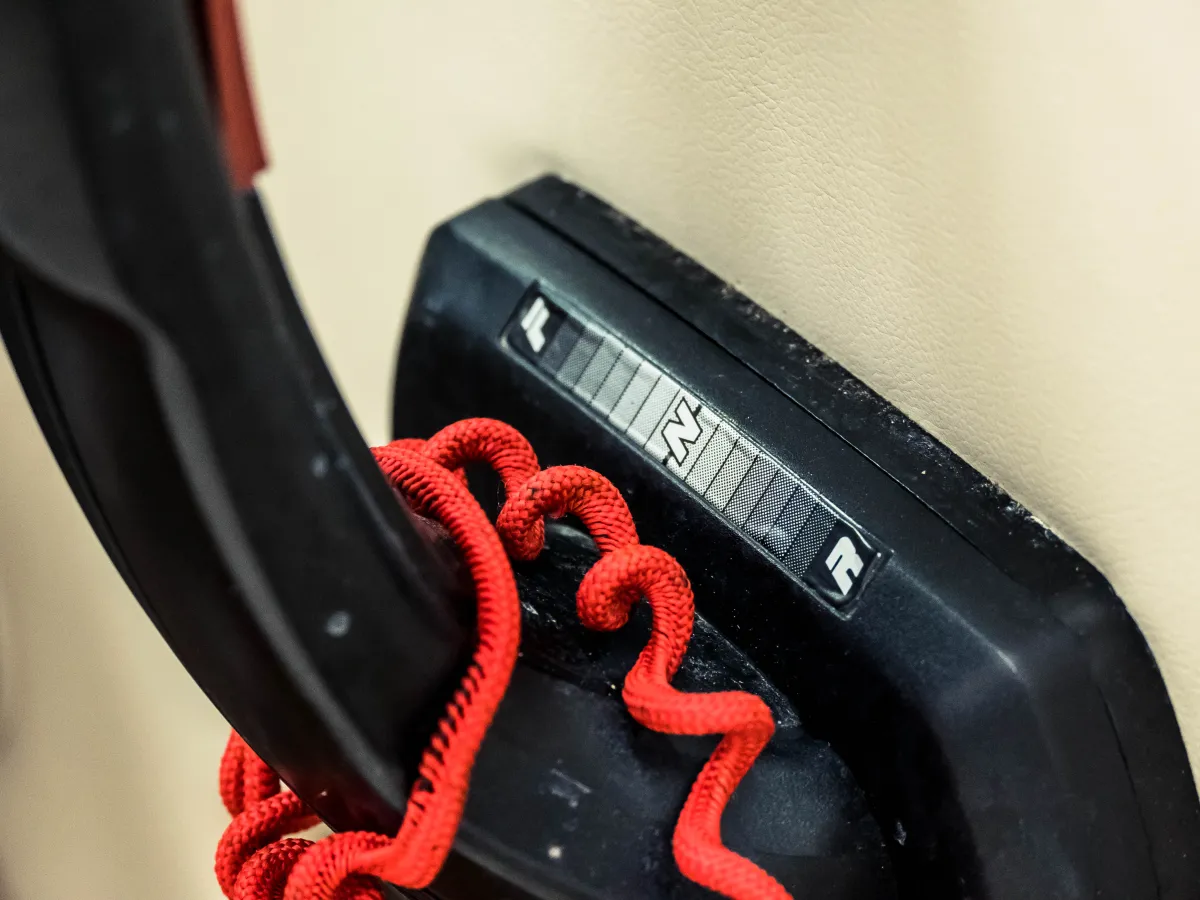 Polyester Motorboot Sea Ray 200 Signature