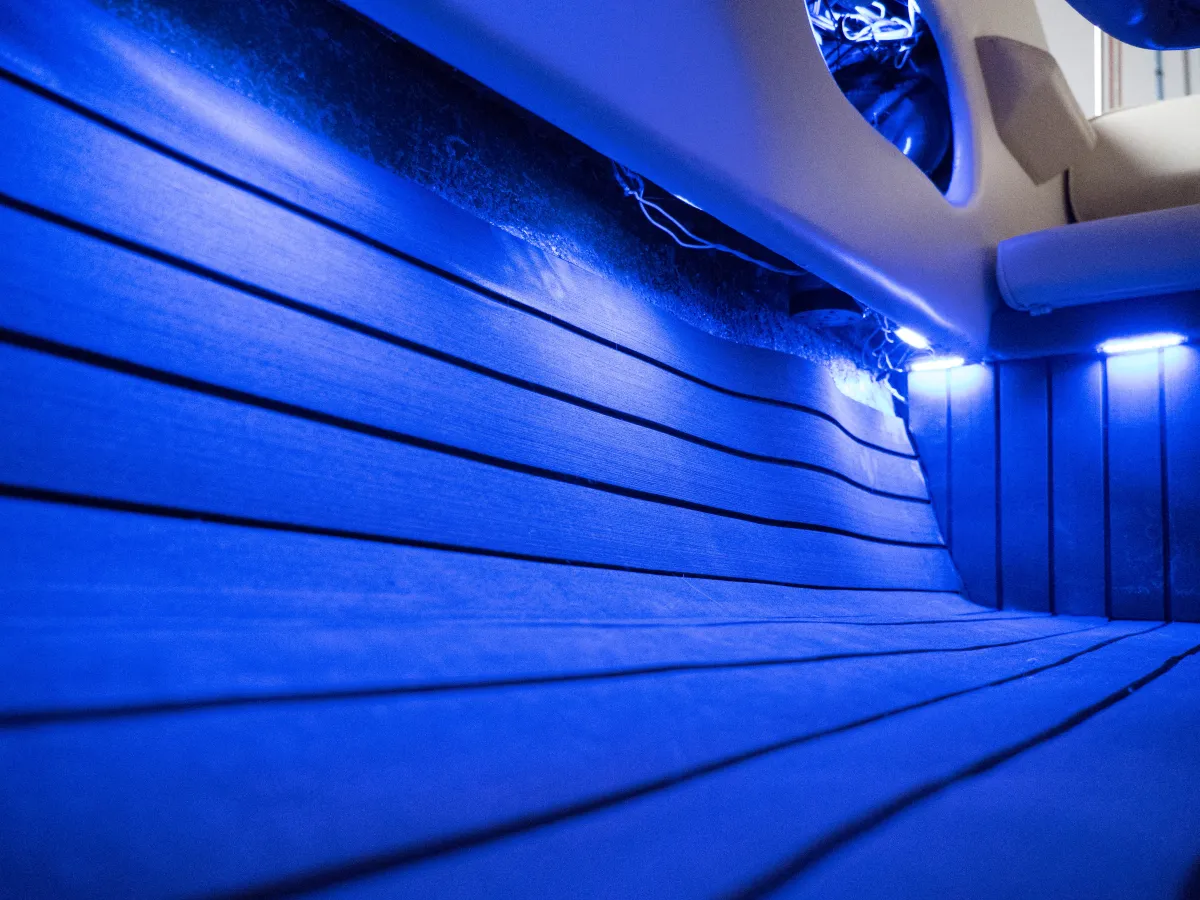 Polyester Motorboot Sea Ray 200 Signature