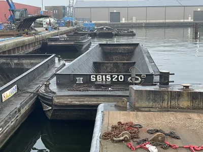 Stahl Arbeitsboot Barge SB520 Foto 7