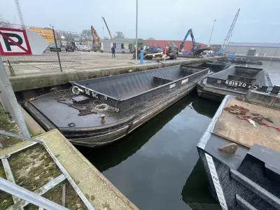 Steel Workboat Barge SB512 Photo 5