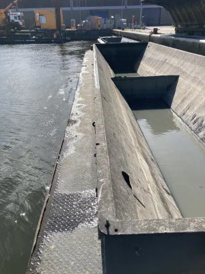 Steel Workboat Barge SB524 Photo 2