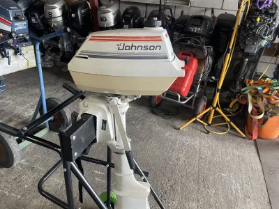 outboard motor Johnson buitenboordmotor Photo 8