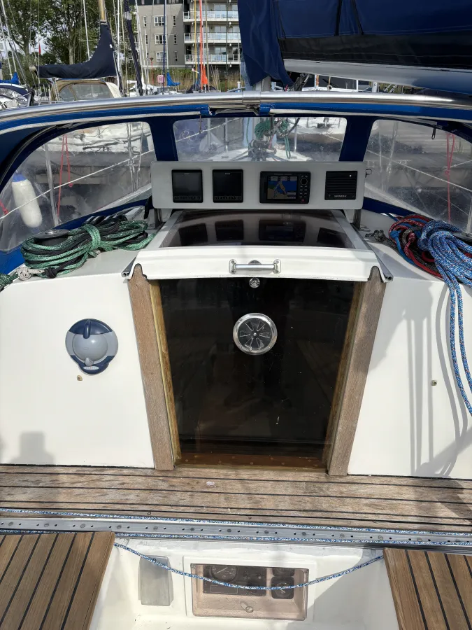 Polyester Sailboat Friendship 28