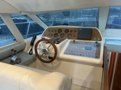 Polyester Motorboot Azimut 40 Foto 16