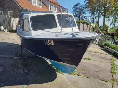 Polyester Sloep Saga 600 Foto 4