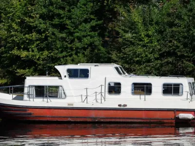 Polyester Bateau à moteur Jeanneau Eau Vive Photo 10
