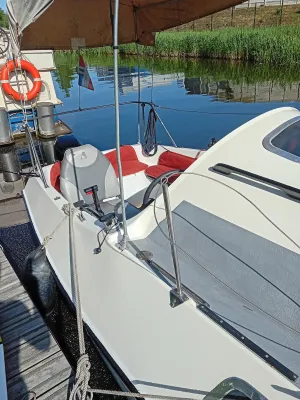 Polyester Bateau à moteur Marine Cox 750 Photo 1