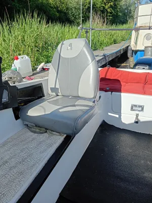 Polyester Bateau à moteur Marine Cox 750 Photo 5