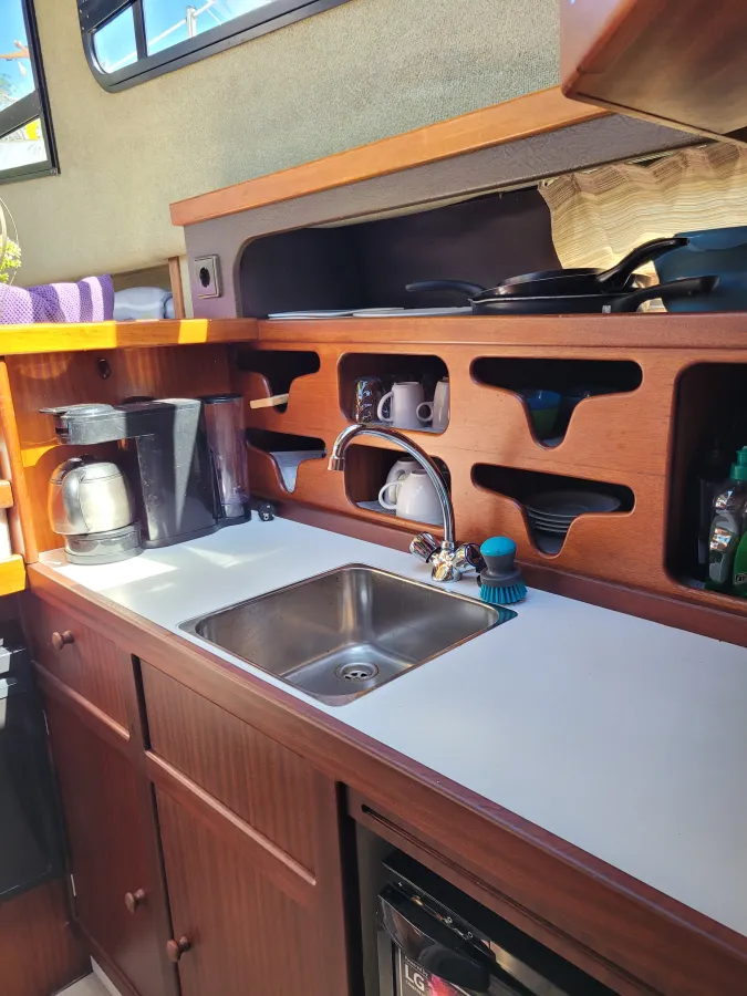 Polyester Bateau à moteur Sealine 305 fly