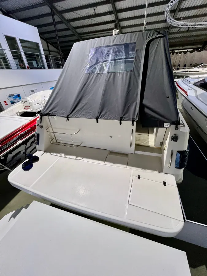 Polyester Motorboot Cranchi Cruiser 32