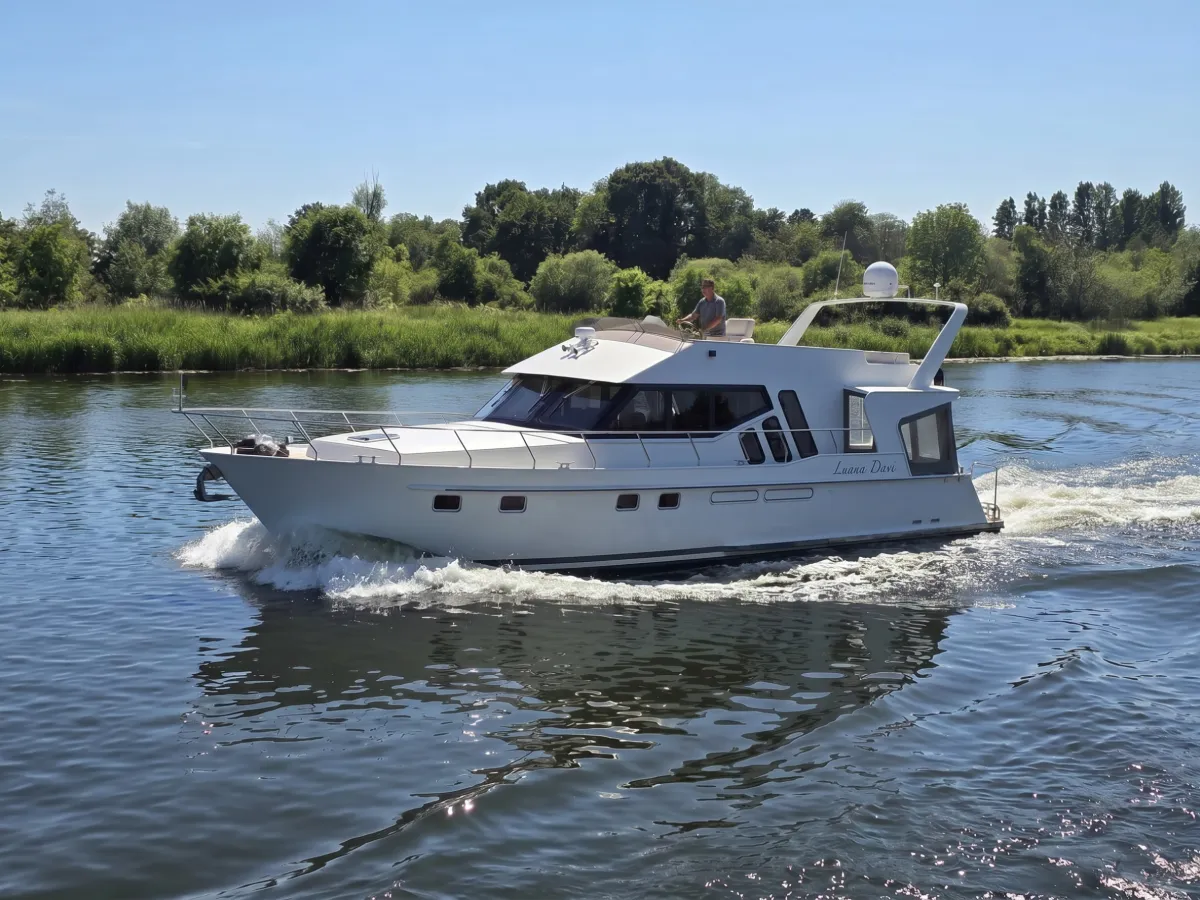 Acier Bateau à moteur Funcraft 1500
