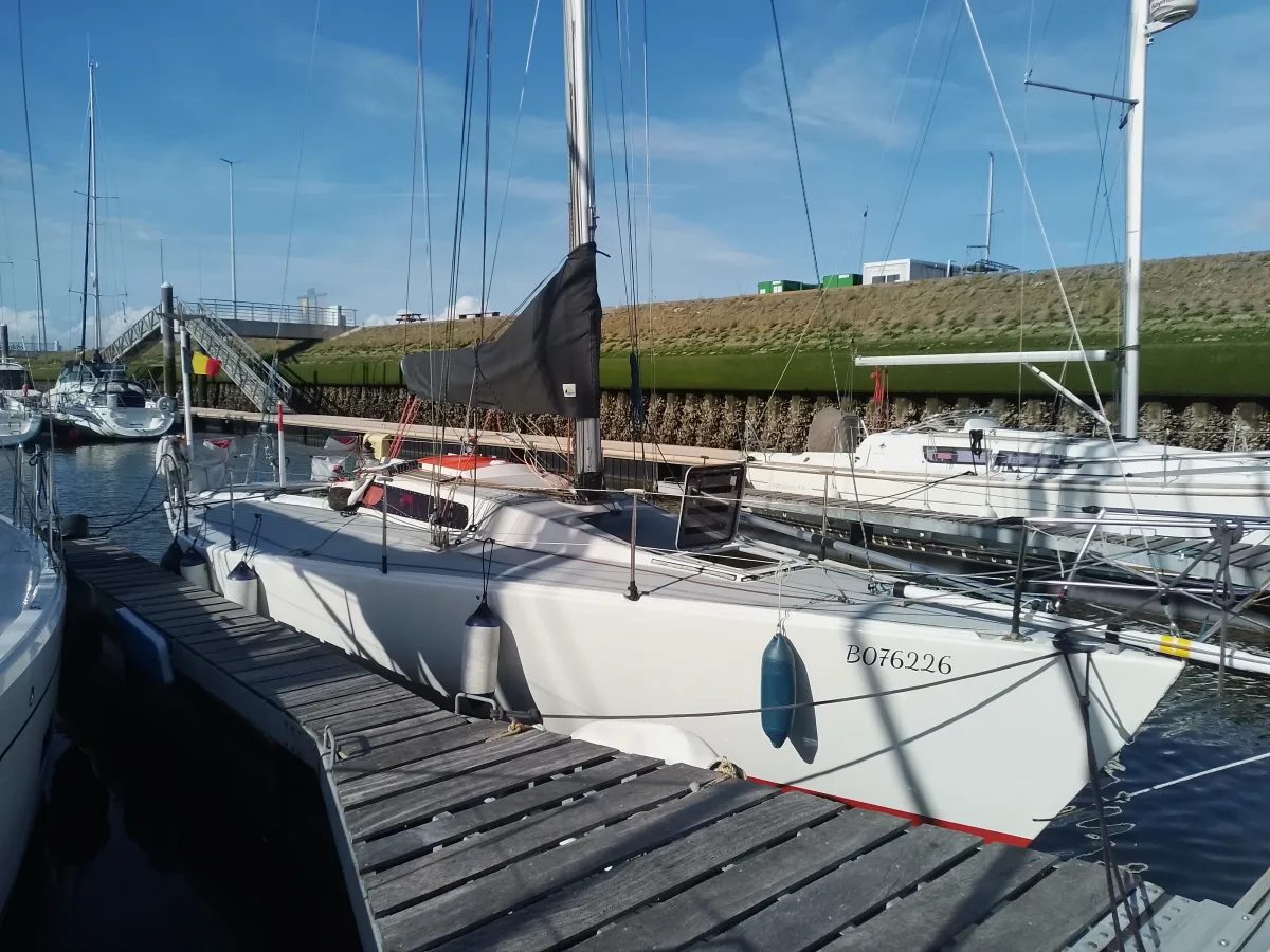 Polyester Zeilboot Hustler SJ36