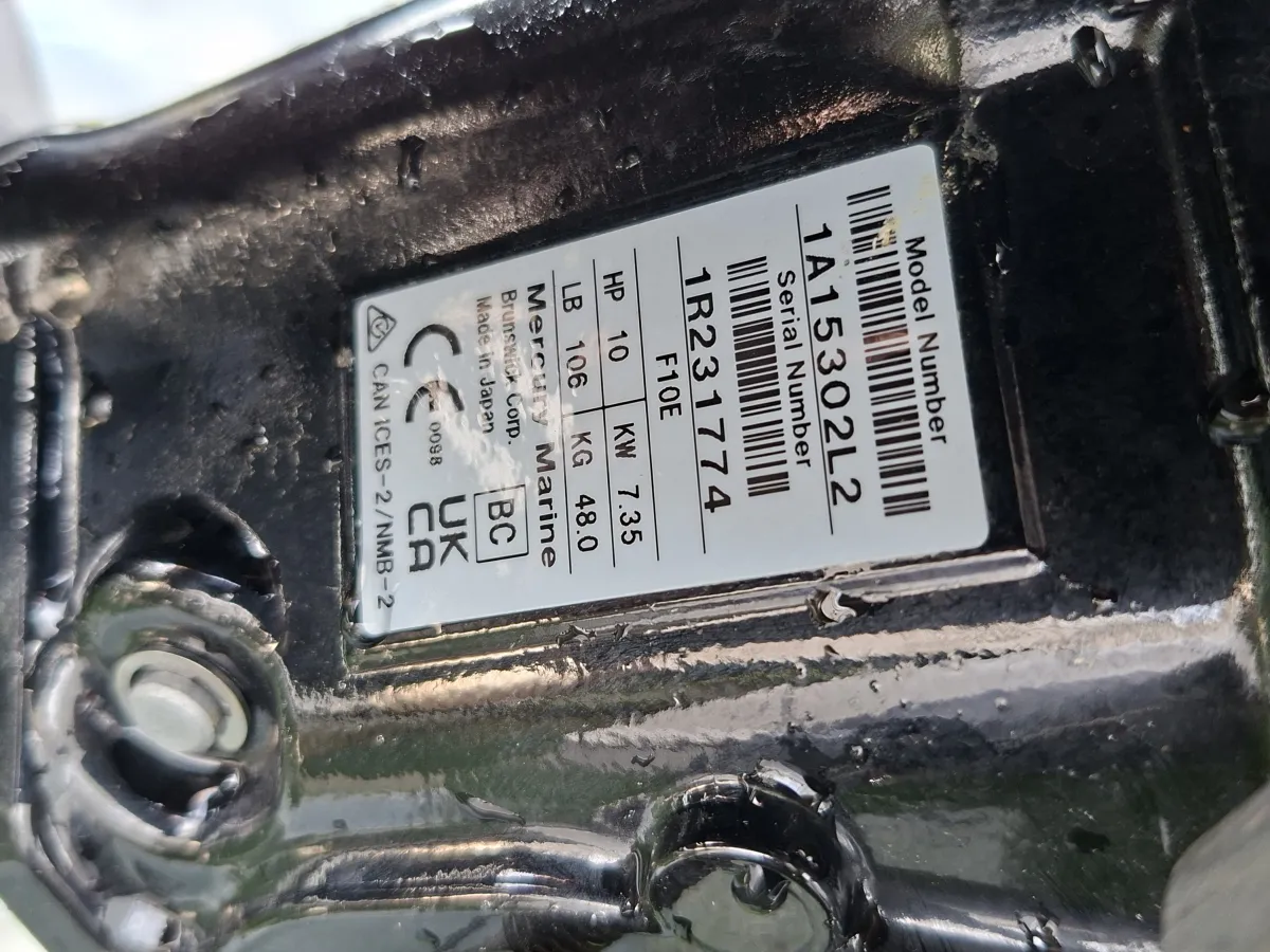 Anderes Material Offenes Motorboot Whaly 310