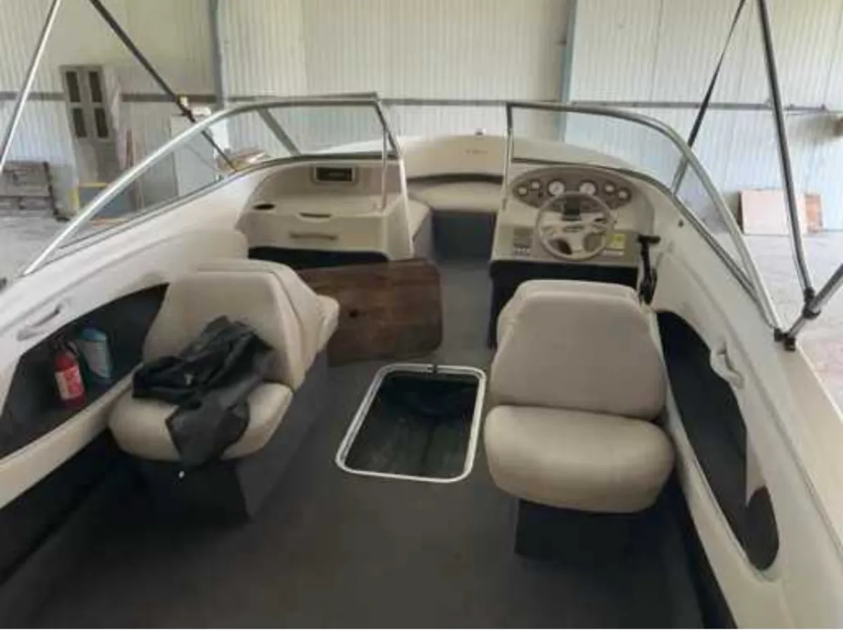 Polyester Speedboot Bayliner Bowrider