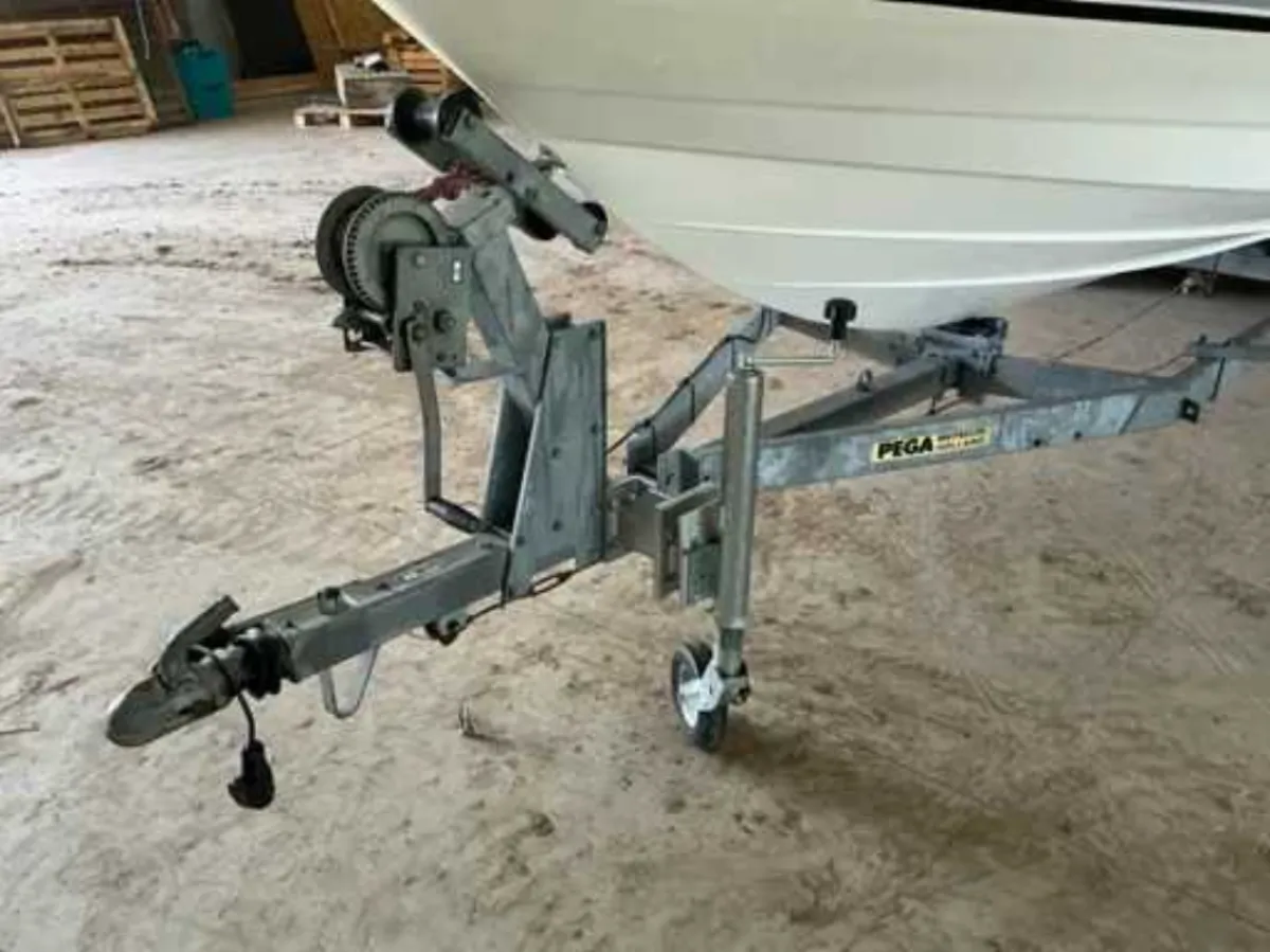 Polyester Speedboot Bayliner Bowrider