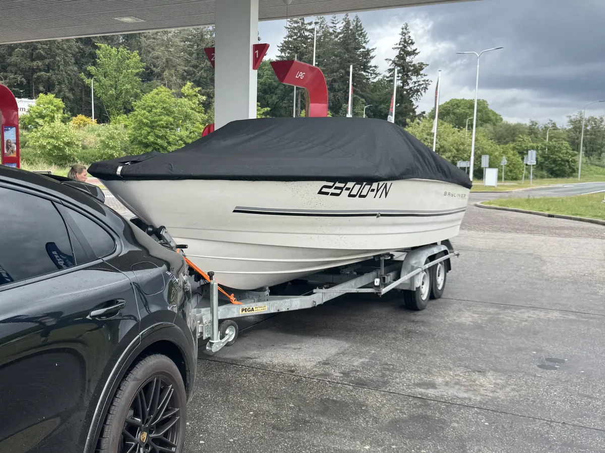 Polyester Speedboot Bayliner Bowrider