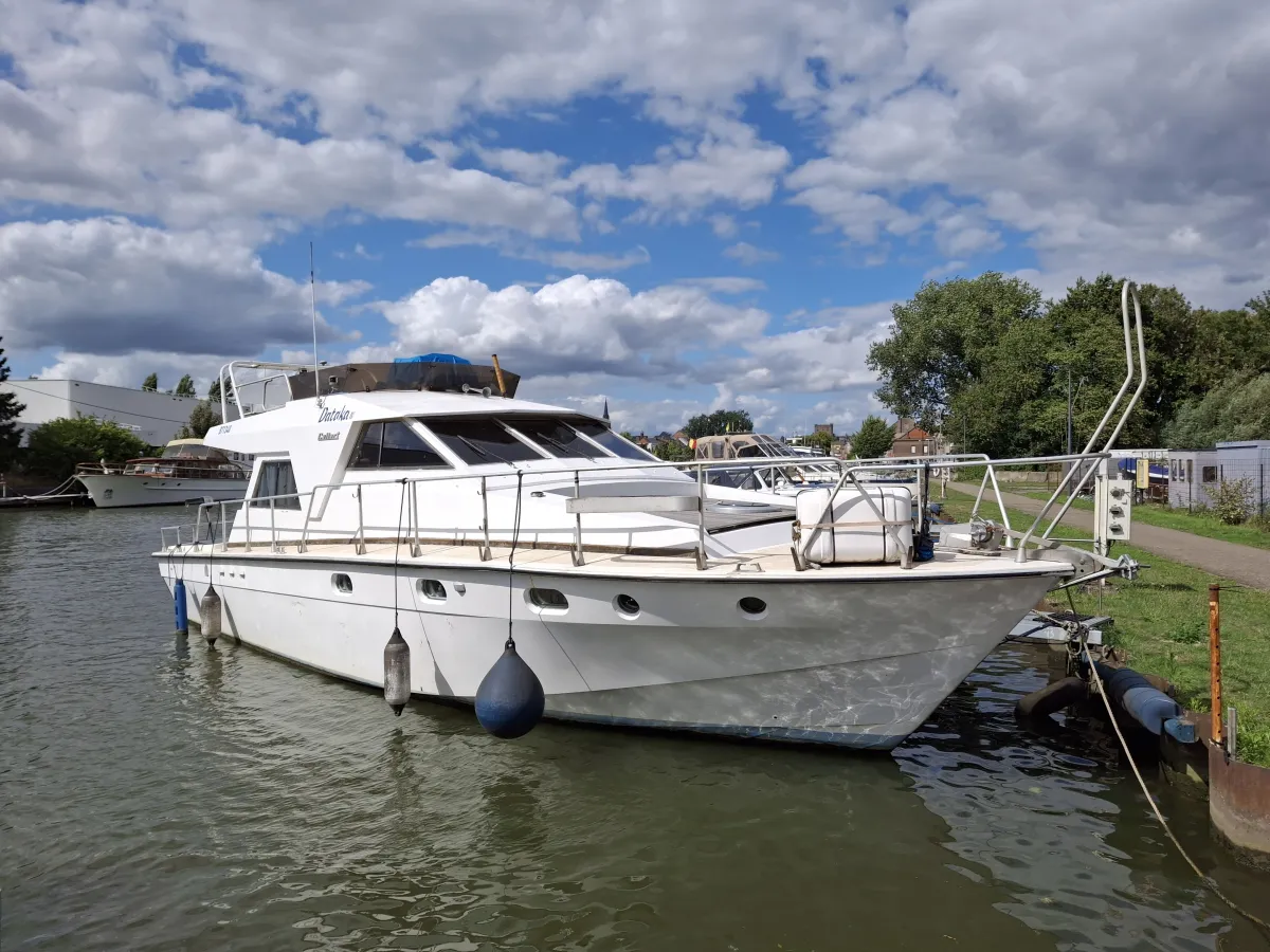 Composite Bateau à moteur Gallart 1350