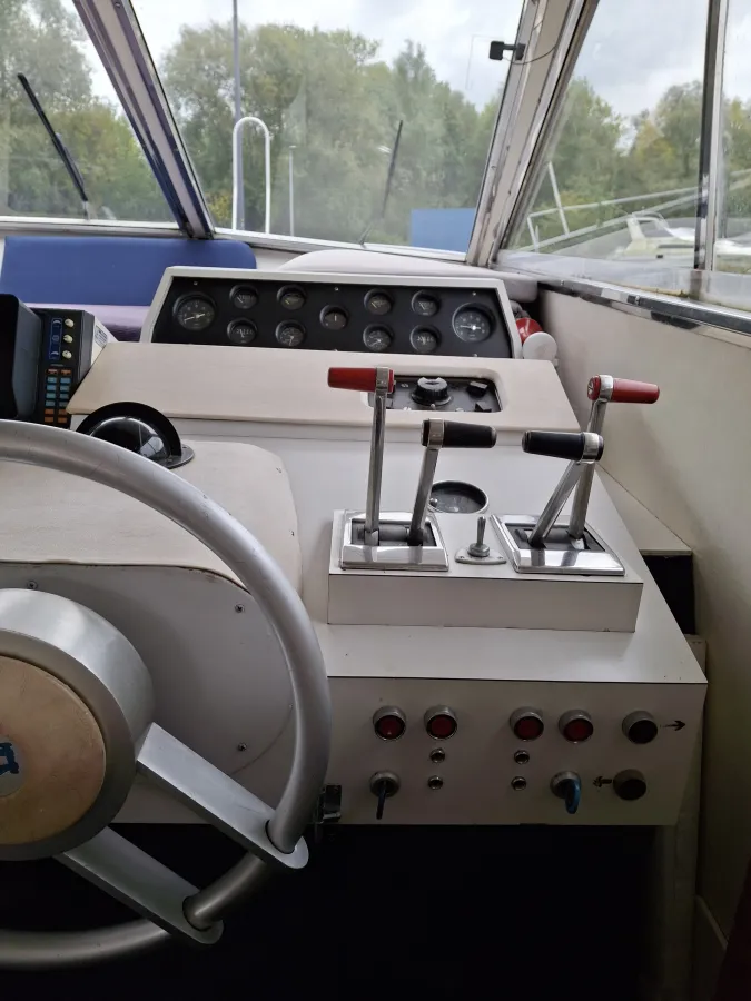 Composite Bateau à moteur Gallart 1350