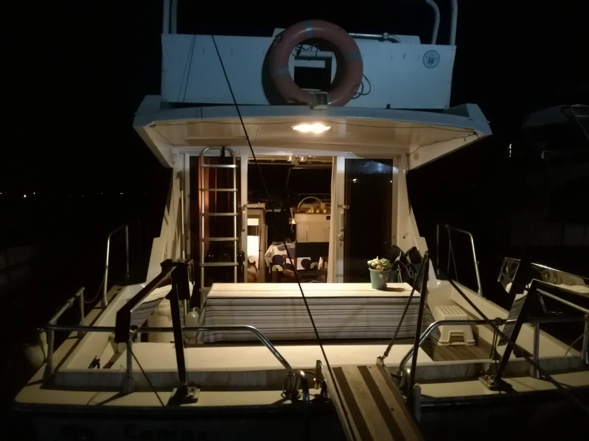 Composite Bateau à moteur Gallart 1350