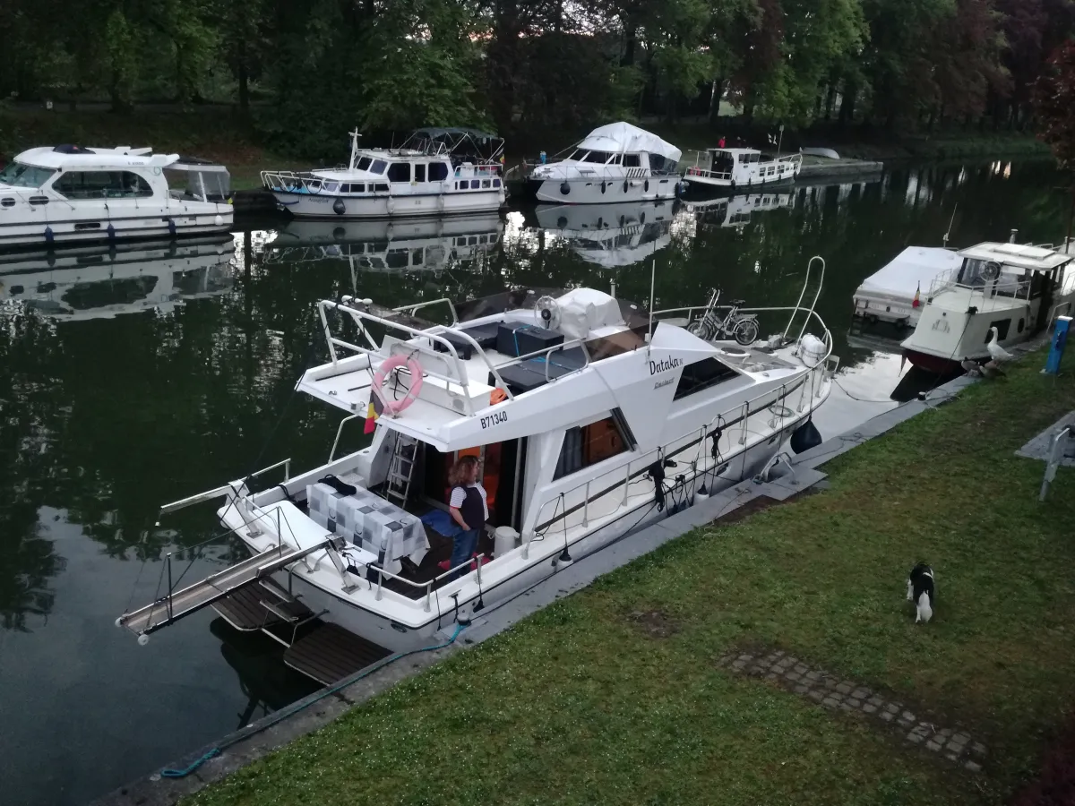 Composite Bateau à moteur Gallart 1350