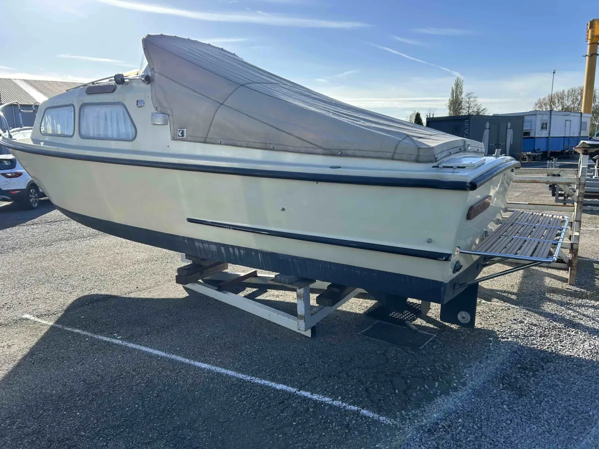 Polyester Motorboot Waterland 700
