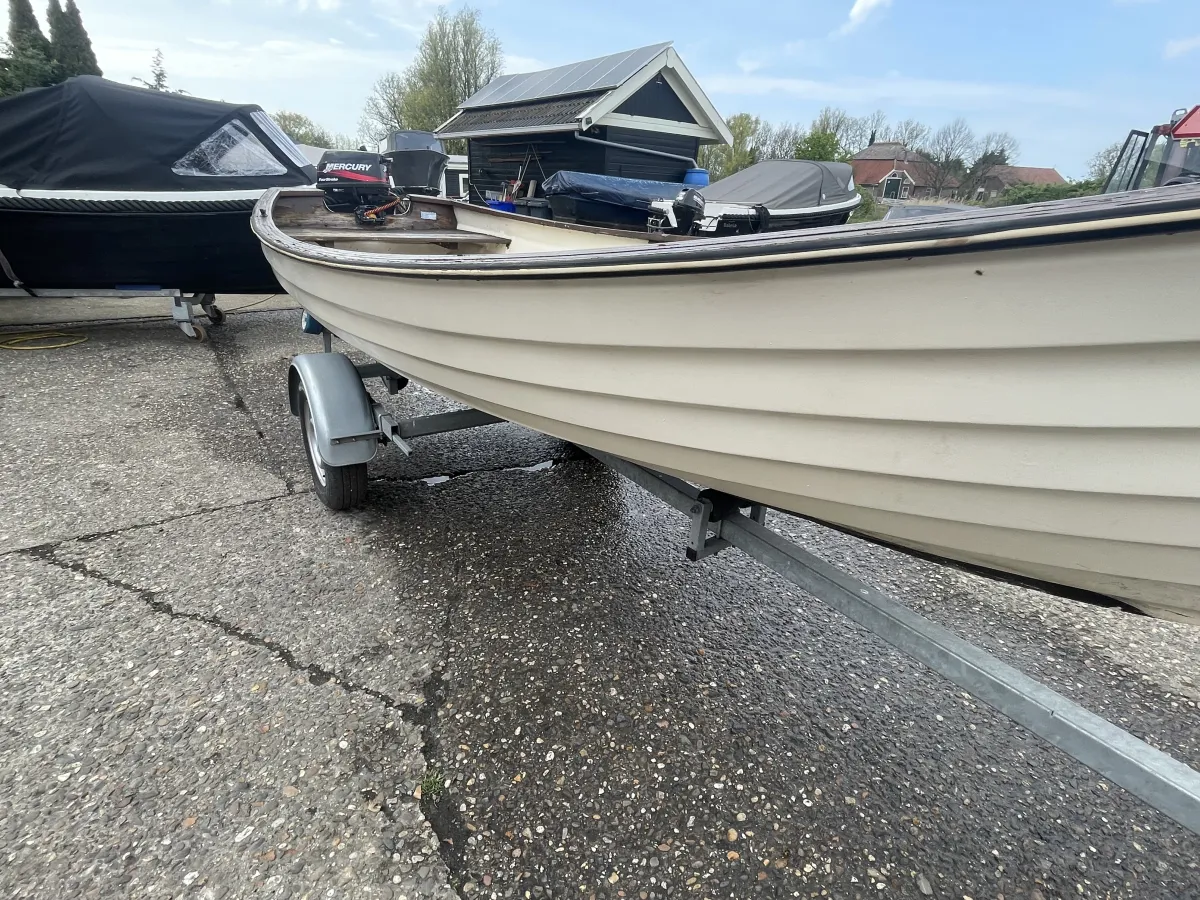 Polyester Open motorboot With 475