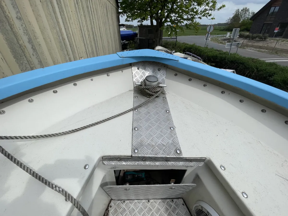 Polyester Sloep Sloep 850