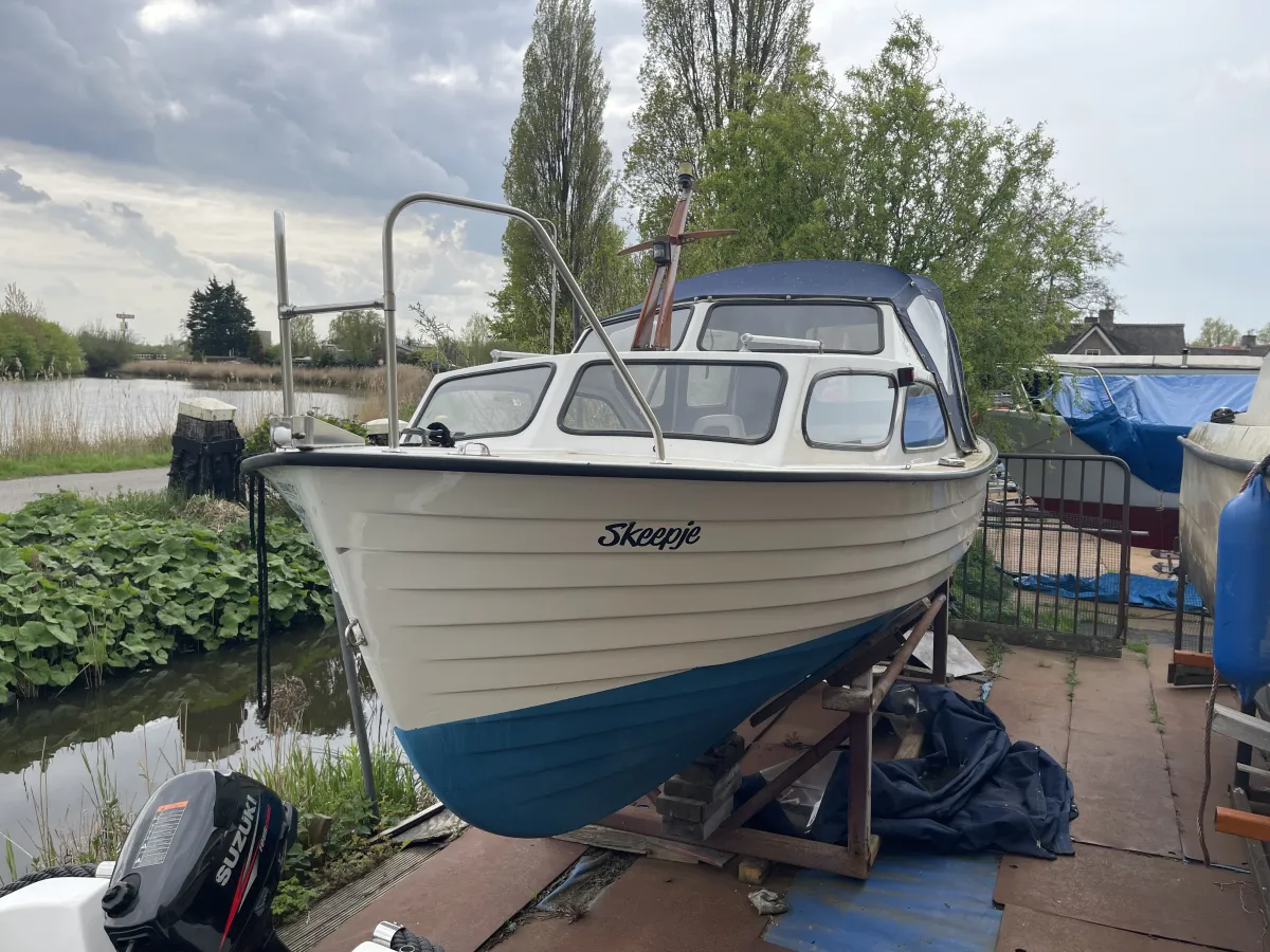 Polyester Motorboat Cabin boat 650