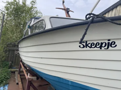 Polyester Motorboat Cabin boat 650 Photo 1
