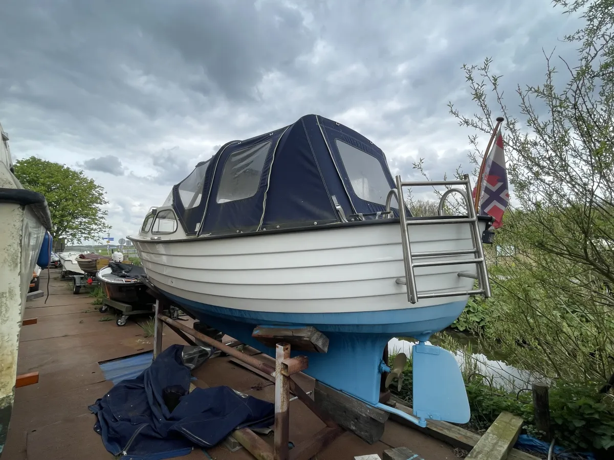 Polyester Motorboat Cabin boat 650
