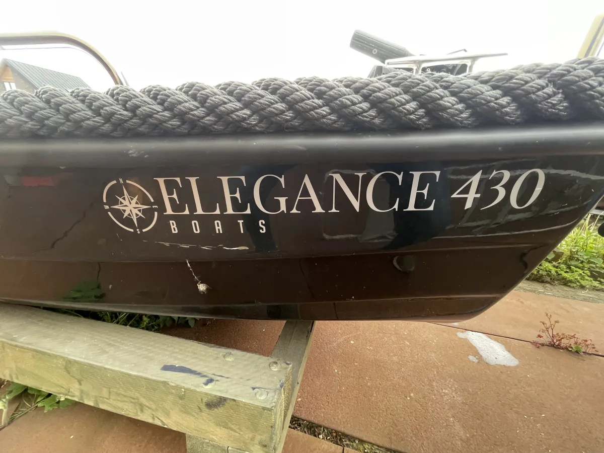 Polyester Sloep Elegance 430