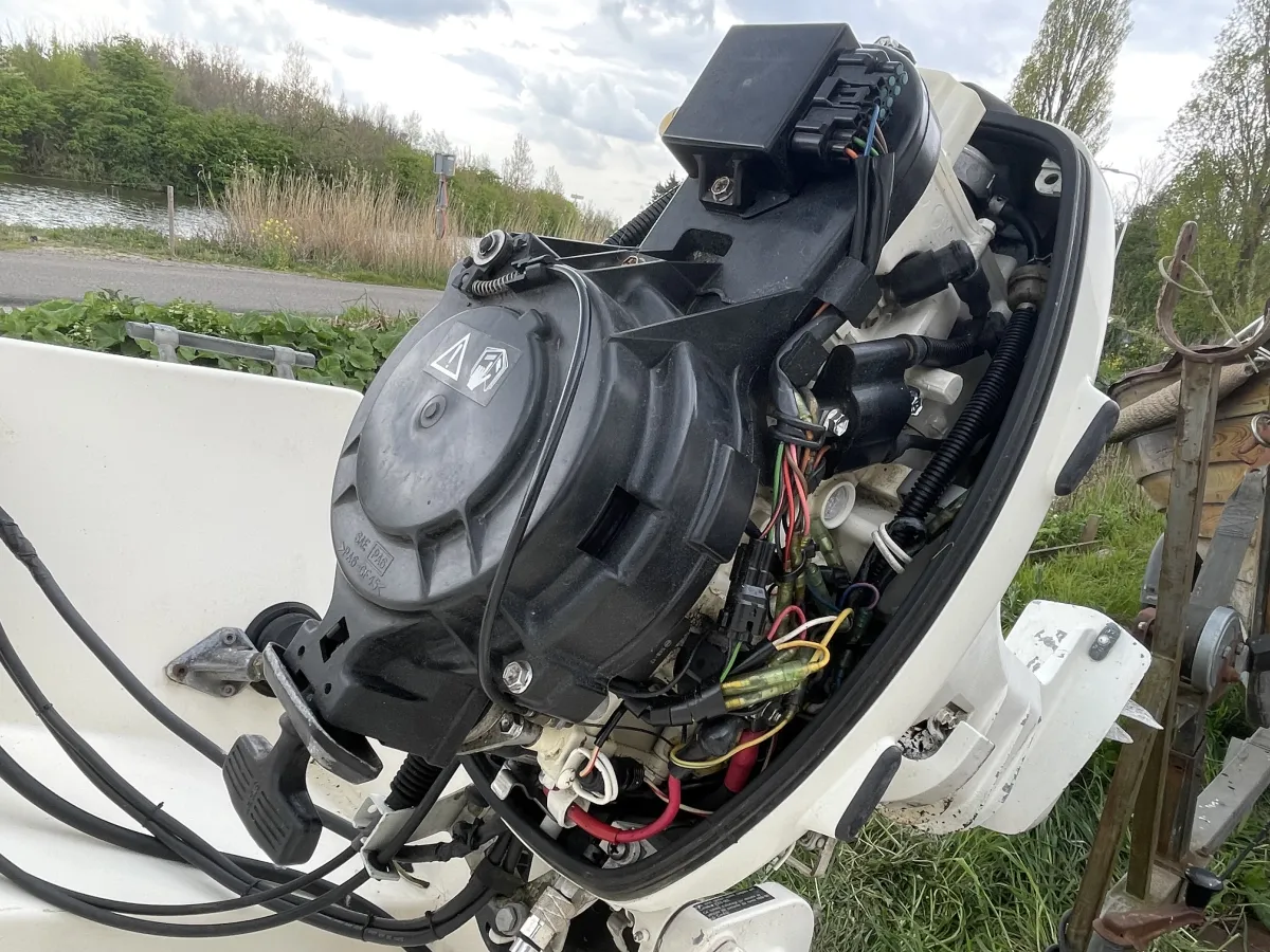 Polyester Speedboat A hellas 500