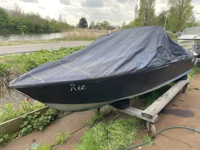Polyester Schnellboot Schnellboot 410 Foto 1