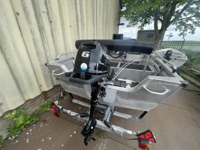 Aluminium Offenes Motorboot Qwest B421 Foto 4