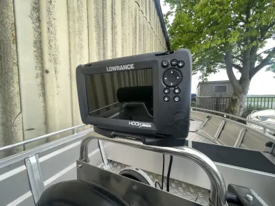 Aluminium Offenes Motorboot Qwest B421 Foto 27