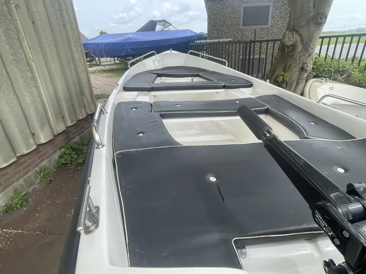 Polyester Sloep Remus 420